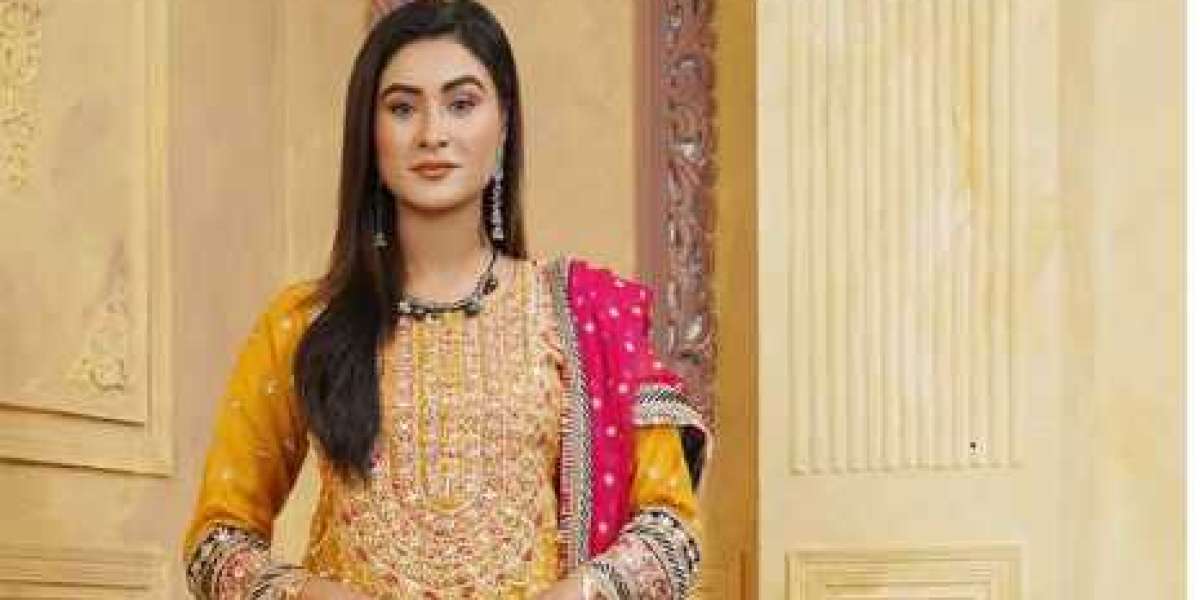 Pakistani Clothing Brands Suitable for Everyday Wear