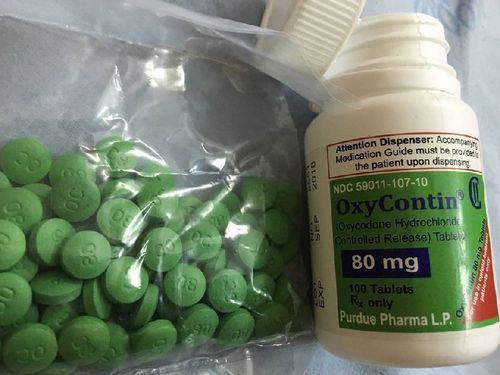 Buy Oxycodone 80 mg Tablets Online - WholeSale Price | Dark Web Market Buyer